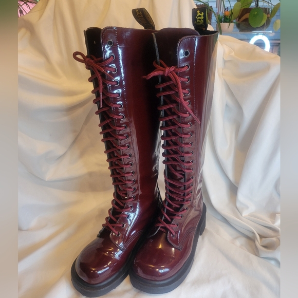 SUPER RARE Vintage Dr Martens oxblood 20 eyelet knee high MADE IN ENGLAND 3/5 - Picture 4 of 16